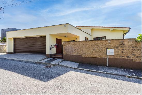 Spacious family house with a panoramic view, BA III - Koliba, ID: 0290