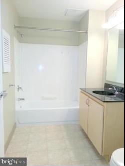 815-37 Arch Street Unit 707, Philadelphia PA 19107