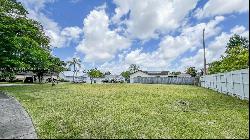 17121 SW 116th Ave, Miami FL 33157