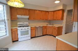 113 Cascade Ct Unit 7, Princeton NJ 08540