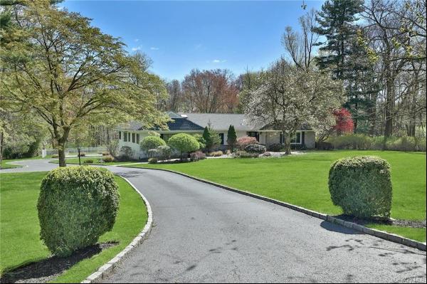 28 Sterling Road S, Armonk, NY, 10504, USA