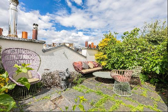 Paris 16th District - A superb family home