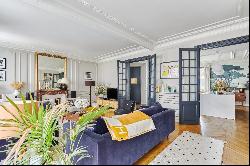 Paris 17th District – A 4-bed apartment in mint condition