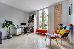 Saint-Germain-en-Laye, very central 2 bedroom apartment