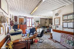 Umbria - BOUTIQUE HOTEL FOR SALE IN THE HISTORICAL CENTER OF UMBERTIDE