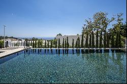 Exceptional luxury villa, with top security and beautiful views, in Cascada de Camojan