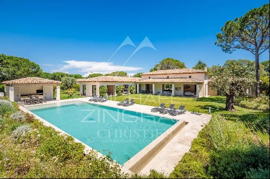 Saint-Tropez - Contemporary villa close to the beach