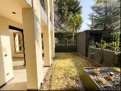 LUXURY 3 BEDROOM GARDEN APARTMENT