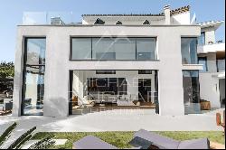 MOUGINS - 5 bedroom contemporary villa