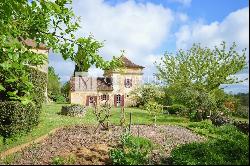 Historic restored woodland estate + pool & 10 hectares of land nr Bergerac