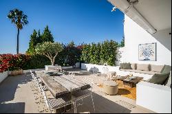 Townhouse with incredible outdoor spaces to fully enjoy Mediterranean life