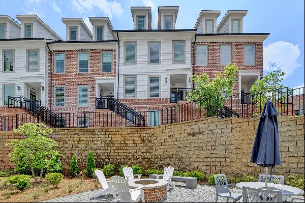 Luxe Living in Downtown Alpharetta's Finest Locale