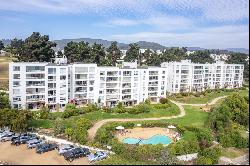 Apartment in Marbella with a garden.