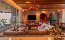 Luxury Apartment in Bandra