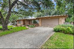 510 Woodcrest Drive, San Antonio, TX 78209