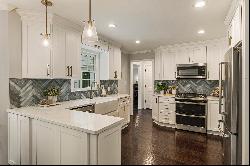 Enjoy Both Privacy and Convenience to Vibrant Downtown Alpharetta