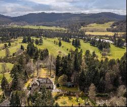 Balgonie House, Braemar Place, Ballater, Aberdeenshire, AB35 5NQ