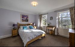 Balgonie House, Braemar Place, Ballater, Aberdeenshire, AB35 5NQ