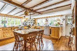 Langton Lane, Hurstpierpoint, Hassocks, West Sussex, BN6 9EX