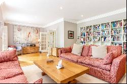 Beechwood Drive, Marlow, Buckinghamshire, SL7 2DH