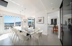 3 bedrooms penthouse with panoramic sea views in Nice Gairaut