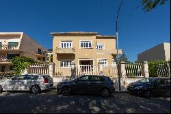 Detached house, 5 bedrooms, for Sale