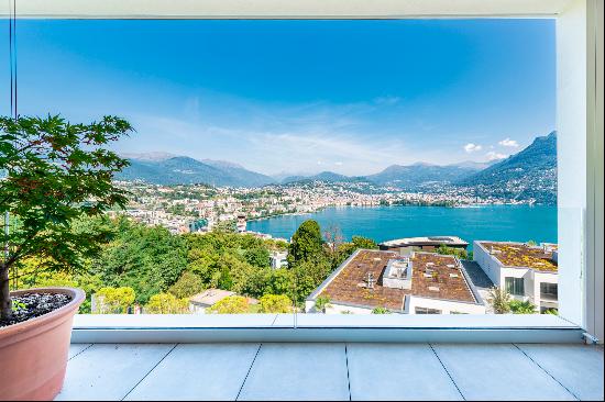 Superb apartment with stunning views and hotel service