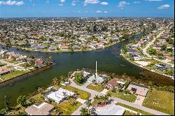 2002 SE 6th Avenue, Cape Coral FL 33990