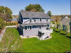 2 Cottage Way, Kittery ME 03904