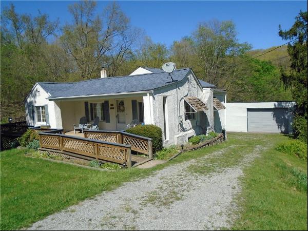 452 Smiths Ferry Rd, Ohioville PA 15059
