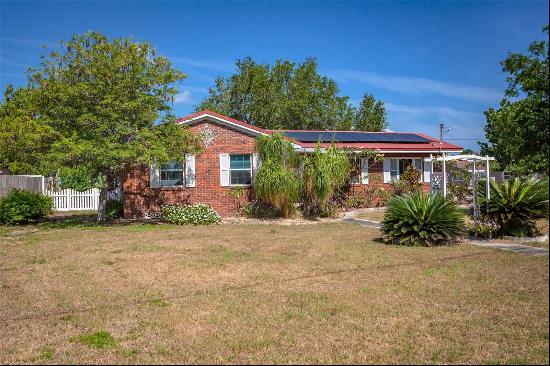 955 N 9th Street, Eagle Lake FL 33839