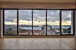 Dikiltas Apartment with Bosphorus Views