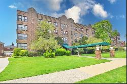 29 Woodmere Boulevard #4B, Woodmere NY 11598