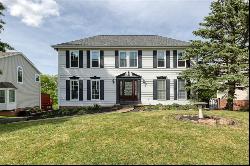 1039 Lexington Dr, Hopewell Twp - Bea PA 15001