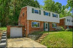 1281 Grouse Dr, Pittsburgh PA 15243