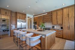 Stunning Custom Move In Ready Home Located In Desirable Southern Utah Community