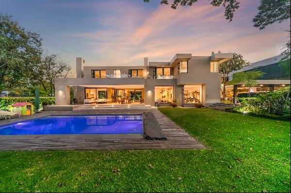 94 South Avenue, Atholl, SOUTH AFRICA