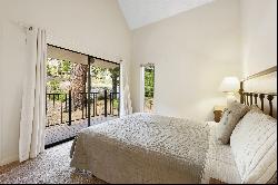Large 3-Bedroom Carnelian Woods Townhome in the Desirable Upper Neighborhood