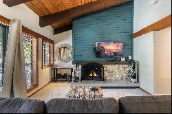 Upscale Condo in Granlibakken: A Gem Near Tahoe City and Lake Tahoe Beaches