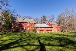 726 Woods Road - Converted Barn, Germantown, NY 12526