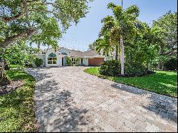 4686 Pebble Bay Circle, Vero Beach, FL