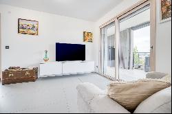 Superb 92 sqm flat with 55 sqm terrace in a luxury residence in Annecy-le-Vieux