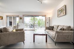 Superb 92 sqm flat with 55 sqm terrace in a luxury residence in Annecy-le-Vieux