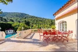 Marseille 9th, Vaufrèges - Exceptional Property with Pool and Guest house