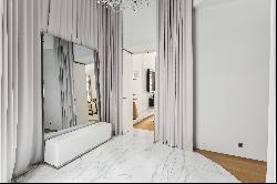 Parc Monceau, magnificent reception apartment!