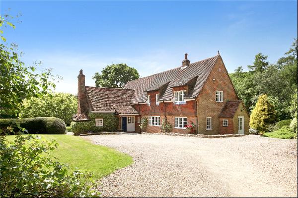 Doras Green Lane, Ewshot, Farnham, Surrey, GU10 5BL