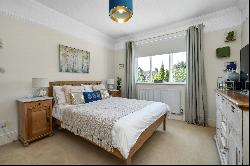 Kings Drive, Thames Ditton, Surrey, KT7 0TH