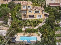 Cannes heights Sublime sea view for this magnificent villa in a rare guarded estate