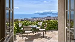 Cannes heights Sublime sea view for this magnificent villa in a rare guarded estate