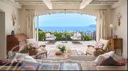 Cannes heights Sublime sea view for this magnificent villa in a rare guarded estate